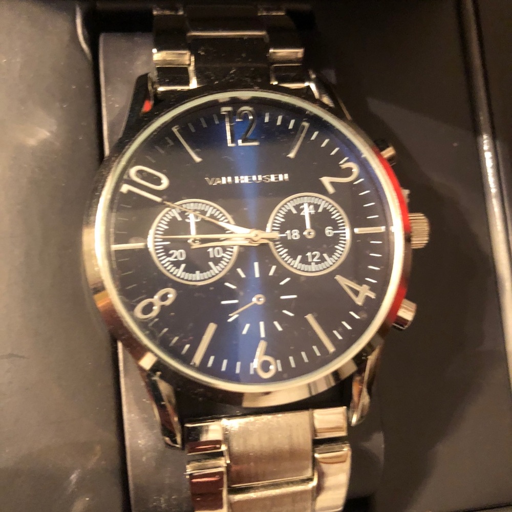 Van Heusen Luxury Watch